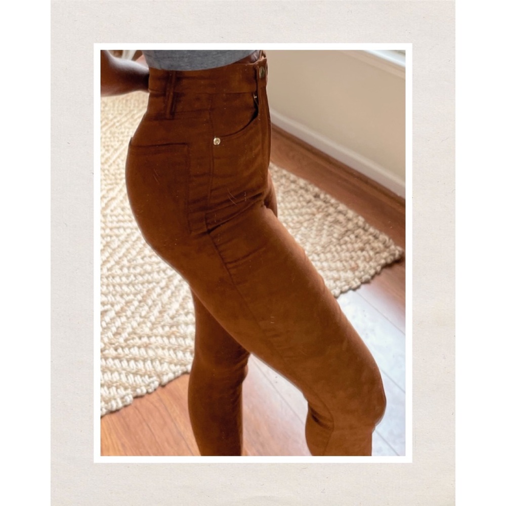 Good American “Good Waist” Suede Pants in Tobacco - Picture 2 of 2